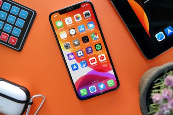 Chuyên gia khuyến cáo người dùng iPhone nên tắt ngay tính năng này để máy chạy mượt hơn