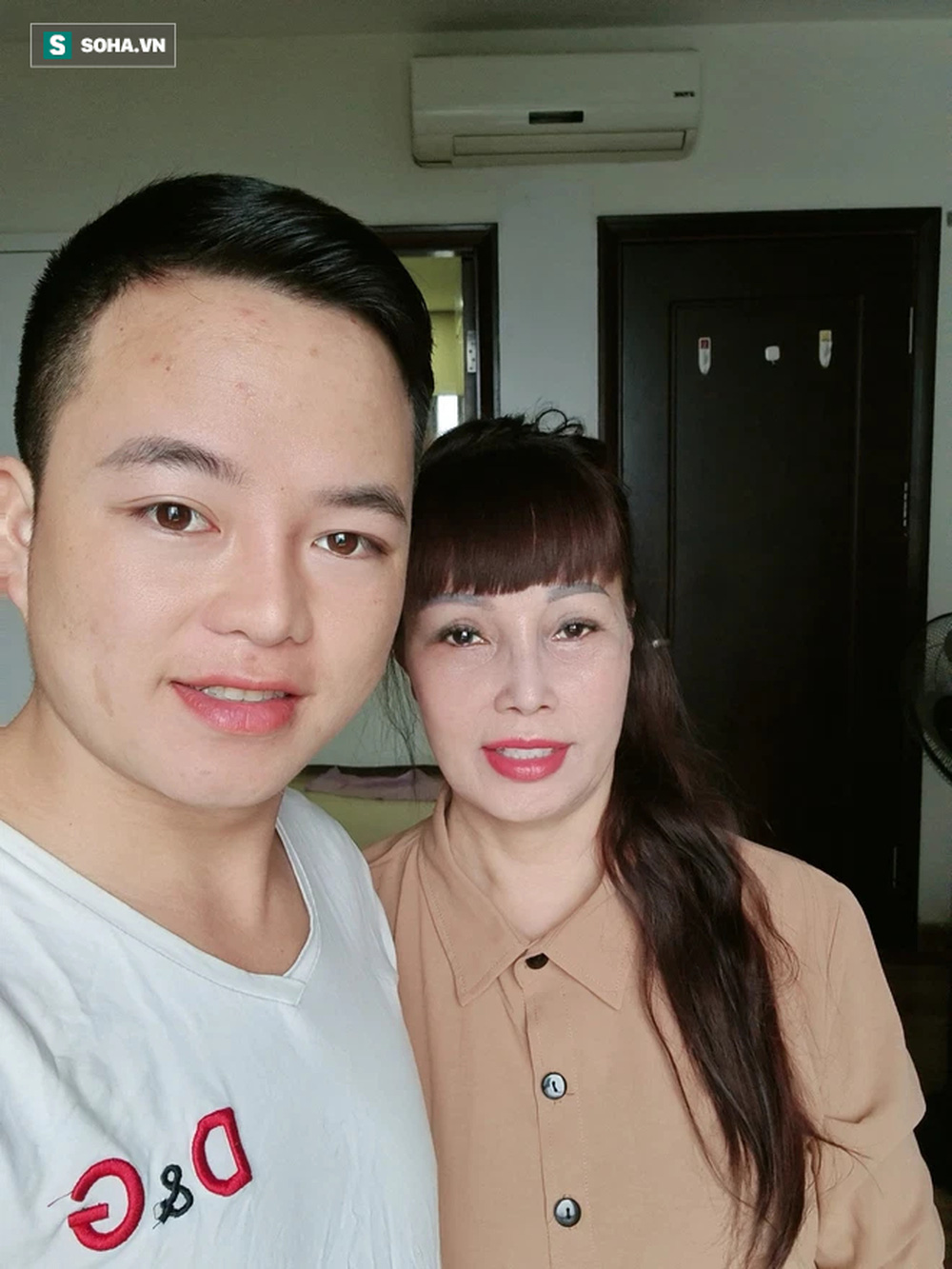 Cô dâu 62 tuổi sau 3 năm kết hôn khoe kinh doanh kiếm bộn tiền, chồng trẻ nghiện vợ-4