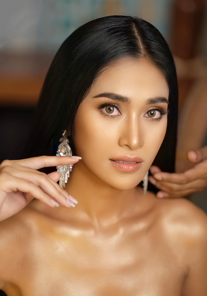 Hoa hậu Campuchia chơi xấu” Thùy Tiên ở Miss Grand là ai? Mẫu 23 tuổi ngực khủng, bảng kinh nghiệm thi Hoa hậu gây choáng-9