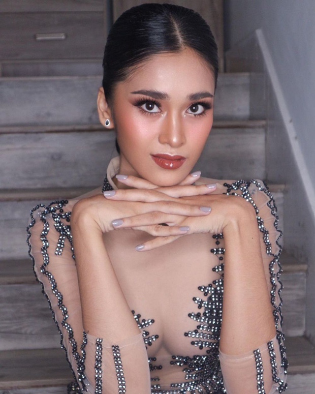Hoa hậu Campuchia chơi xấu” Thùy Tiên ở Miss Grand là ai? Mẫu 23 tuổi ngực khủng, bảng kinh nghiệm thi Hoa hậu gây choáng-11