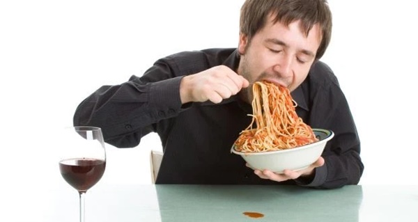 6 thói quen ăn uống sai lầm khiến ung thư ngày càng trẻ hoá: Không muốn nửa đời sau bị hủy hoại bất thình lình thì nên thay đổi ngay lập tức-3