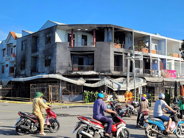 Tiệm vải cháy kinh hoàng rạng sáng: Một gia đình 4 người tử vong, nhiều căn nhà kế bên bị thiêu rụi-2