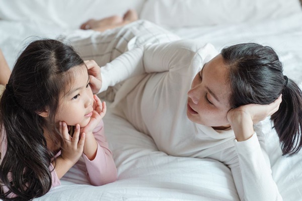 Mẹ rón rén vào toilet vài phút đã bị giật mình bởi cảnh tượng kinh dị, kinh nghiệm vừa buồn cười vừa đáng sợ khiến nhiều người đồng cảm-6