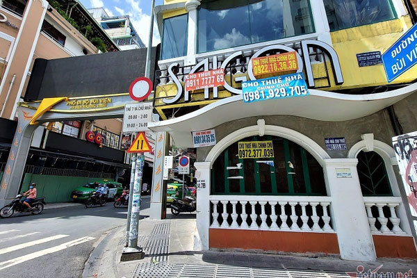 Cảnh tượng loạt khách sạn trăm tỷ, mặt tiền phố cổ sau khi được mở cửa du lịch-5