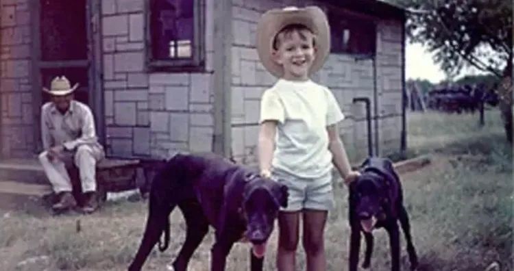 Yêu cầu con gái phải chi tiêu 50,000 USD (1 tỷ VNĐ) một tuần - Bài học nuôi dạy con của người giàu thứ hai thế giới Jeff Bezos-2