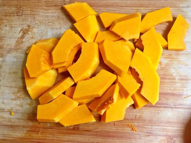 Hấp bí đỏ cùng loại nguyên liệu này, chế biến khoảng 10 phút là có ngay món ăn ngon cực bổ dưỡng-2