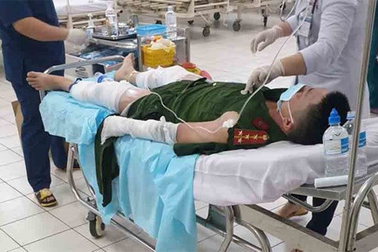 Bốn chiến sỹ công an bị thương khi cưỡng chế một căn nhà ở TP.HCM