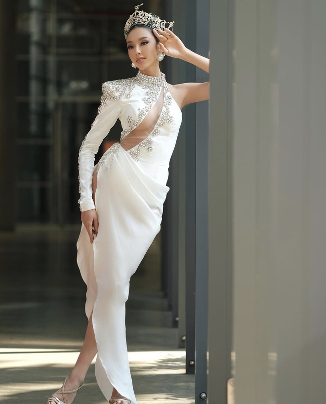 Thuỳ Tiên đổi layout xuất hiện ngày thứ 4 sau đăng quang, lộ dấu hiệu sức khoẻ đáng lo?-7