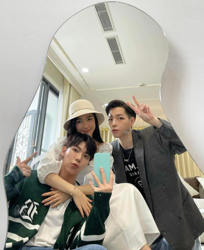 Hội bạn thân Hoa dâm bụt chính thức lên tiếng về tin đồn cạch mặt, xỉa xói nhau của Đức Phúc và Erik-3