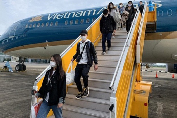 Giá vé máy bay Tết rẻ chưa từng có-2