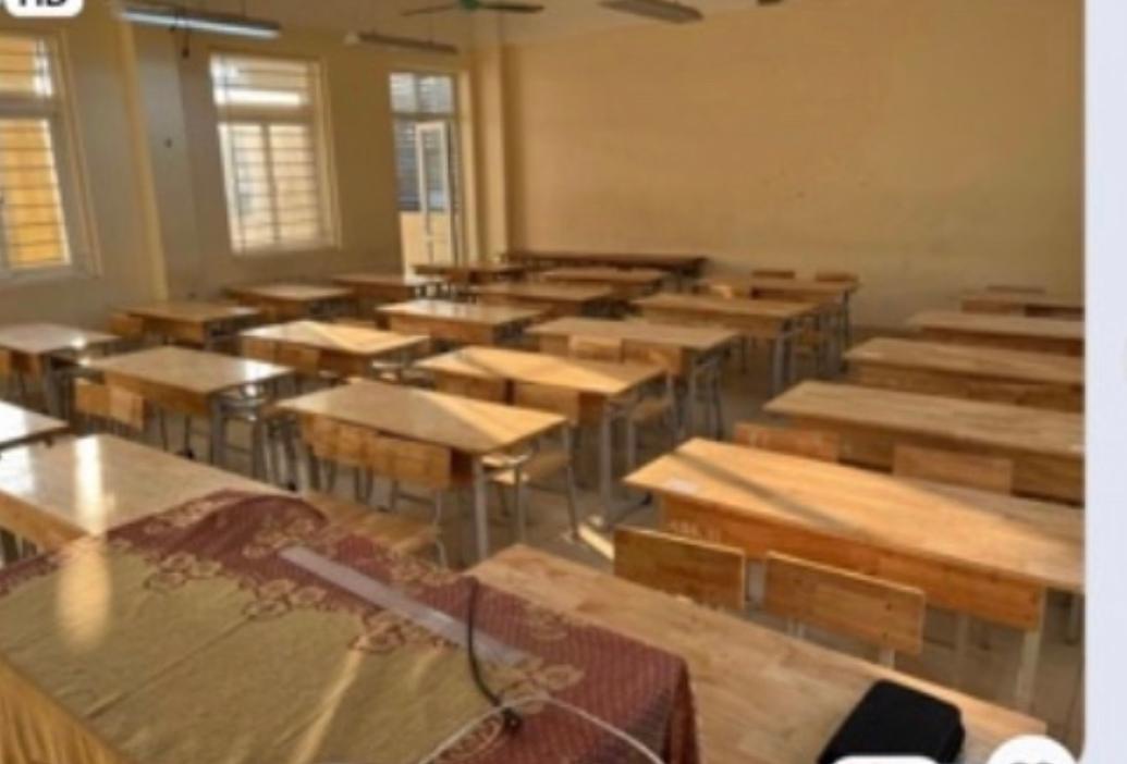 Hà Nội: Cả trường 33 học sinh đến lớp ngày đầu mở cửa, hôm sau chỉ 9 em-1