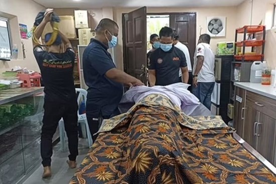 Thăm quan địa điểm bị đồn có ma ám, thiếu niên đột ngột lên cơn đau tim rồi qua đời