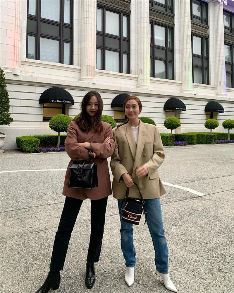 4 kiểu blazer sao Hàn diện suốt vì cứ lên đồ là sành điệu 10 điểm-17