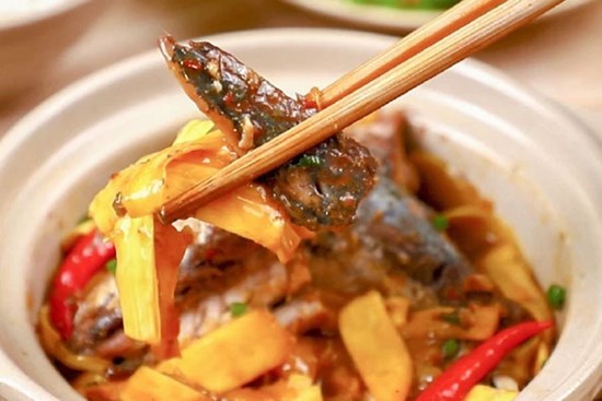 Đây là phần thường bị bỏ đi của quả mít, đem kho cá thì siêu ngon: Chị em chưa biết thì tiếc đứt ruột!