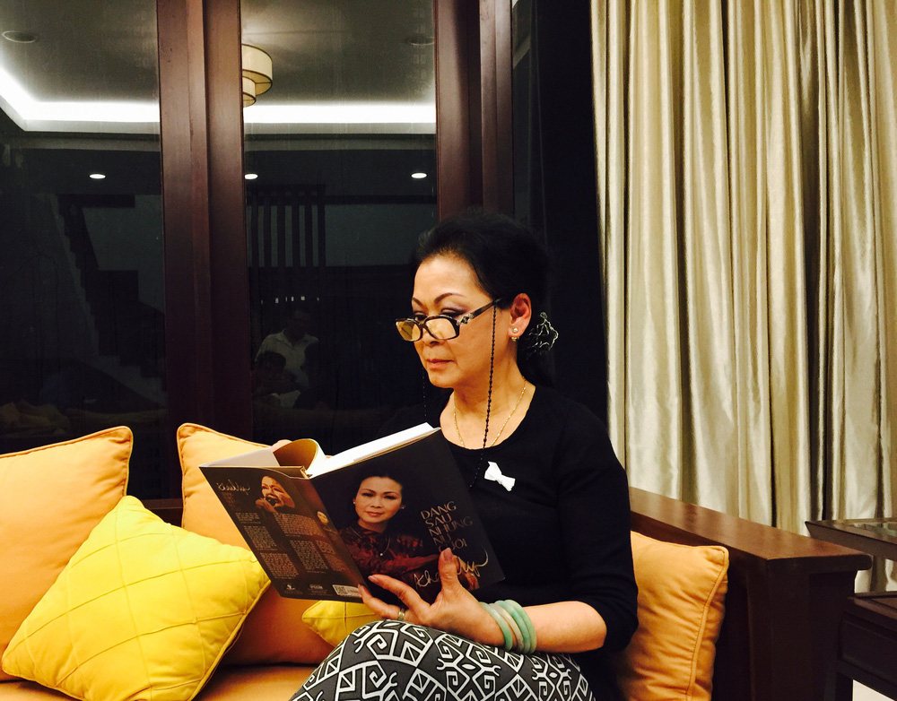 Tôi chảy nước mắt khi nhìn Phú Quang 1 mình bên chiếc dương cầm giữa vùng sáng khói sương!-5