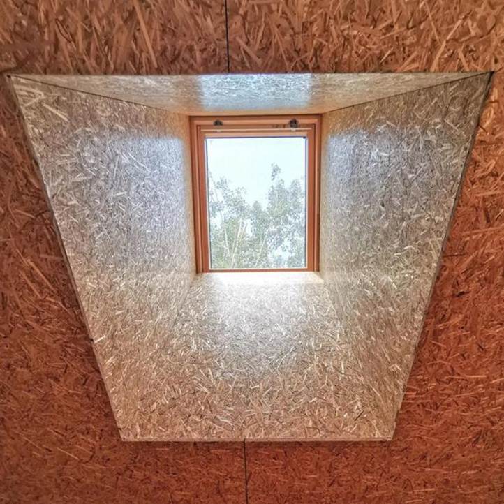 Ngôi nhà cả năm không tốn một đồng tiền điện cả làng ngỡ ngàng-6