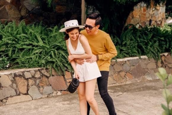 Rộ tin đồn diễn viên Anh Đức và bạn gái chia tay sau thời gian hẹn hò?-1