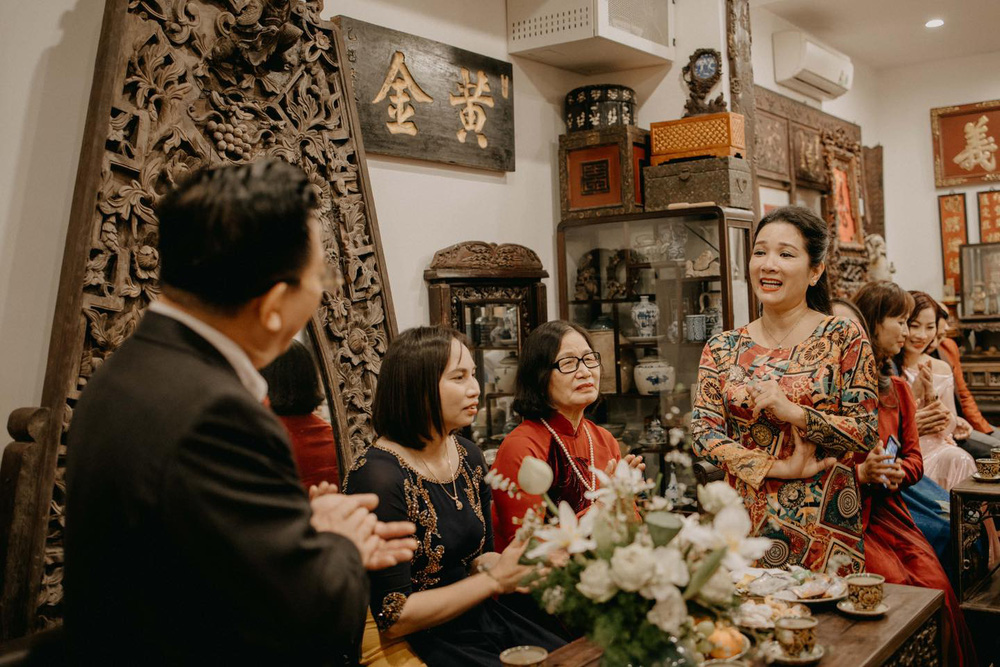 Danh hài Xuân Hinh rơi nước mắt trong lễ ăn hỏi con gái đầu lòng-4