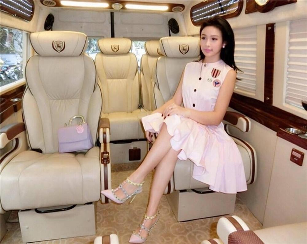 8 năm làm dâu nhà đại gia Sài thành, hotgirl Huyền Baby có cuộc sống xa xỉ đáng ngưỡng mộ: Ở biệt phủ 80 tỷ, ngồi xe Bentley, đắp mặt nạ vàng 24K-11