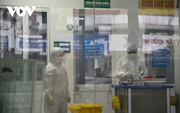 99% ca test tại nhà dương tính khi vào BV Thanh Nhàn được xác định mắc COVID-19-5