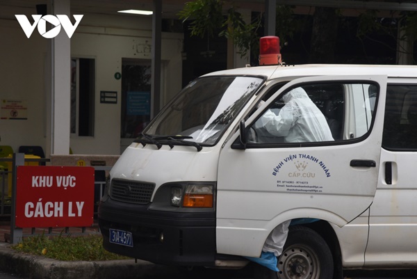 99% ca test tại nhà dương tính khi vào BV Thanh Nhàn được xác định mắc COVID-19-12