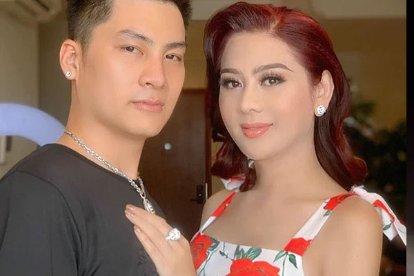 Lâm Khánh Chi xuất hiện với đôi mắt ngấn nước và sưng húp sau khi chồng trẻ tuyên bố ly hôn-4