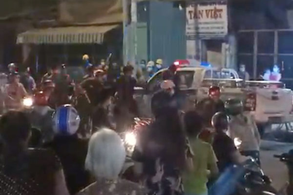 Bị cáo Chín Xuân xúi giục đàn em đốt nhà đội trưởng cảnh sát hình sự-4