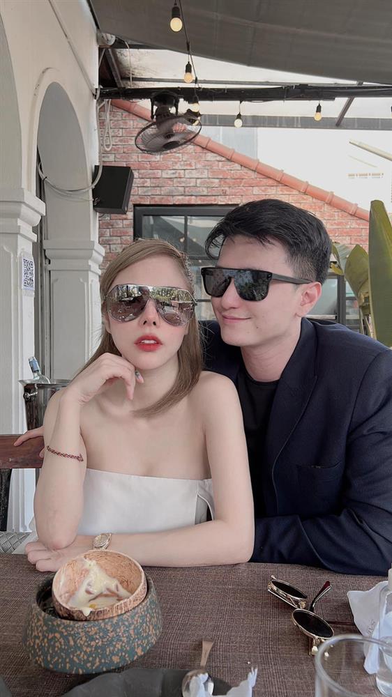 Trước khi tuyên bố Lan Phương không phải vợ, Huỳnh Anh và bạn gái cư xử với nhau thế nào?-6