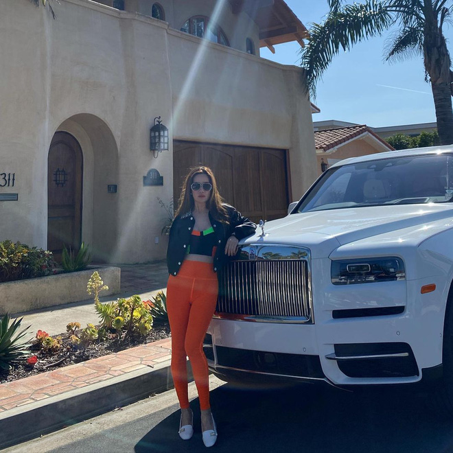 Lộ ảnh hiếm của nữ tỷ phú người Việt ở biệt thự 800 tỷ, chuyên mua siêu xe hàng hiệu theo lố-8