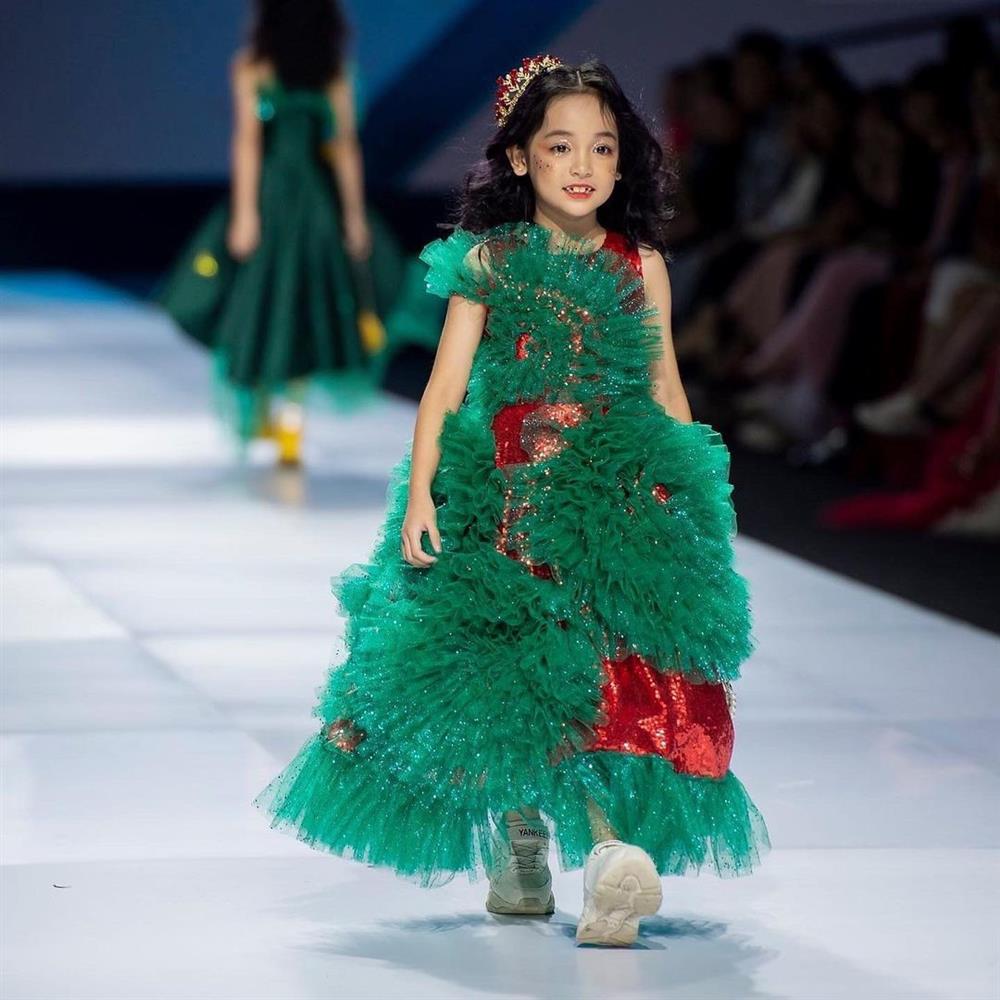 Diễn viên 10 tuổi đáng yêu gây chú ý trên sóng giờ vàng VTV-18