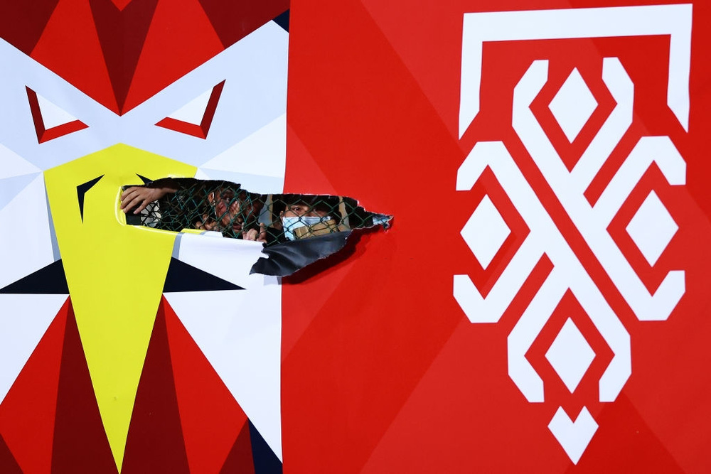 Quang Hải rực sáng, Công Phượng ghi bàn, Việt Nam biến Malaysia thành quân xanh thảm hại-4