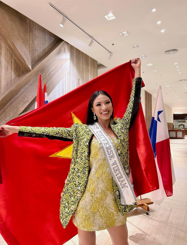 Hành trình Miss Universe 2021 của Kim Duyên: Gây tranh cãi vì ngoại hình mất chất Việt Nam nhưng lại ghi điểm nhờ điều này-3