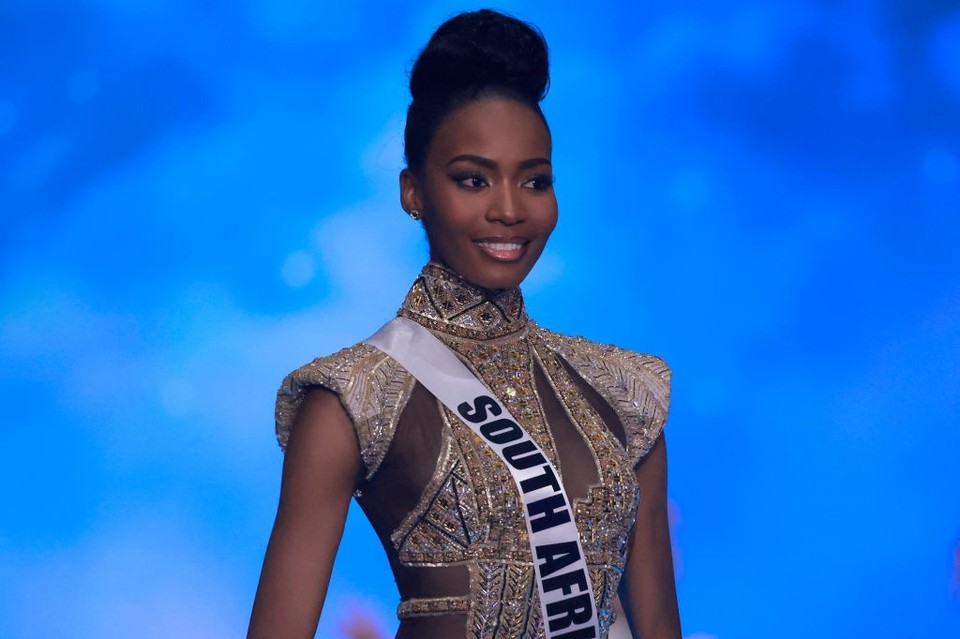 Hai câu trả lời giúp người đẹp Ấn Độ đăng quang Hoa hậu Hoàn vũ 2021-6