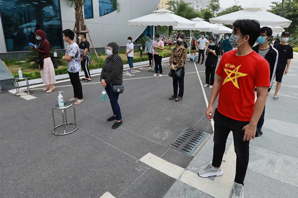 NÓNG: Bắt Tổng Giám đốc công ty bán kit test Covid-19 cho 62 tỉnh thành, thu gần 4.000 tỷ-3