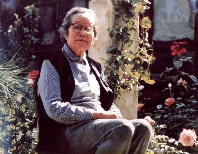 Đòn ghen chất lượng như người vợ nách 3 con: Tiểu tam ngang nhiên xuất hiện bên chồng, bà không thèm ra mặt mà chỉ dùng 8 từ khiến cô ta gục ngã-5