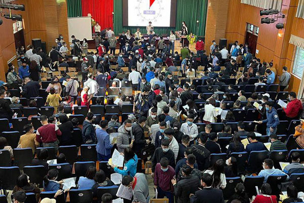 Vạch trần’ chiêu thổi giá đất của giới đầu cơ từ đấu giá đất, tiết lộ lý do xuất hiện những lô đất giá cao ‘chót vót’-2