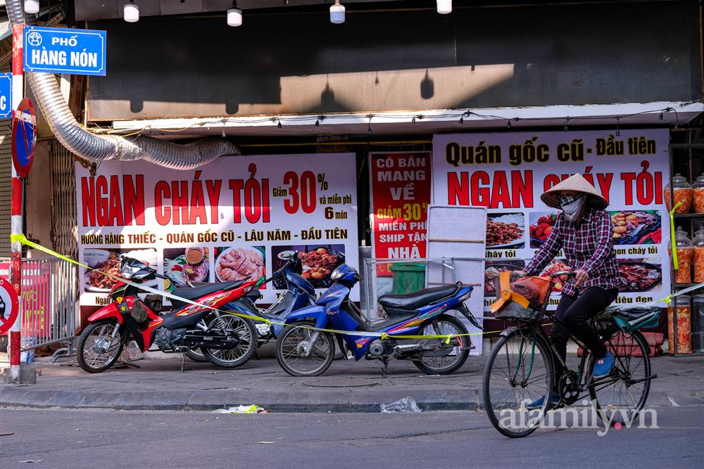 Toàn cảnh các địa điểm đang khẩn tìm người liên quan F0 ở Hà Nội: Nơi đóng cửa im ỉm, nơi đón khách nhộn nhịp-7