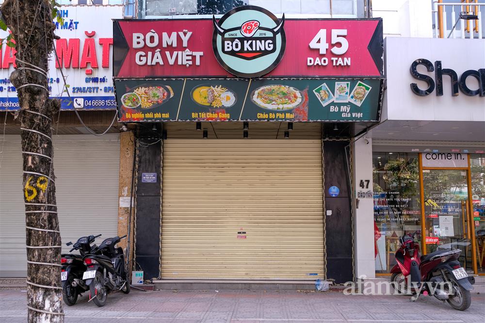Toàn cảnh các địa điểm đang khẩn tìm người liên quan F0 ở Hà Nội: Nơi đóng cửa im ỉm, nơi đón khách nhộn nhịp-2
