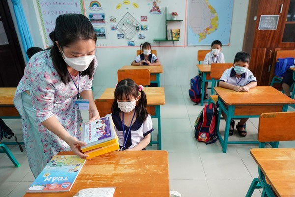 Thi học kỳ trực tuyến vẫn đánh giá được lực học của trẻ-2