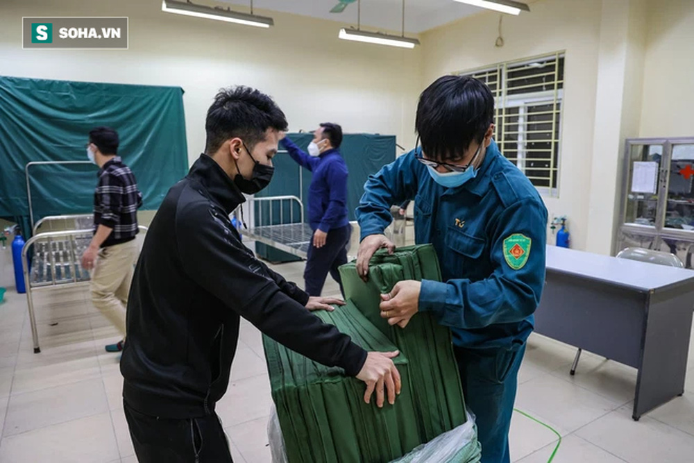 F0 tăng cao, Hà Nội gấp rút dựng trạm y tế lưu động giữa ‘đất vàng phố cổ’-6