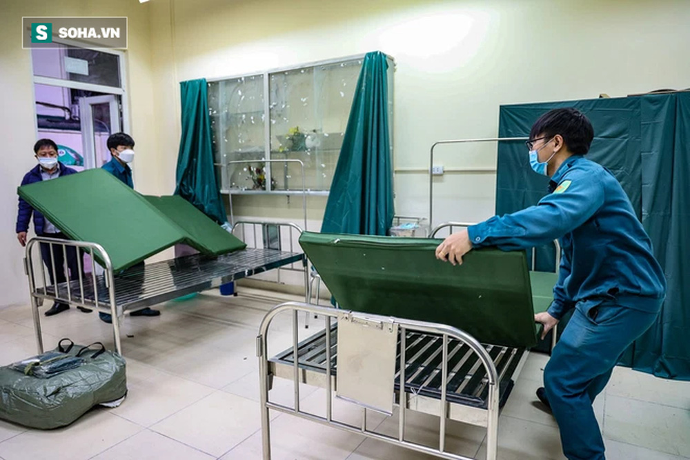 F0 tăng cao, Hà Nội gấp rút dựng trạm y tế lưu động giữa ‘đất vàng phố cổ’-7