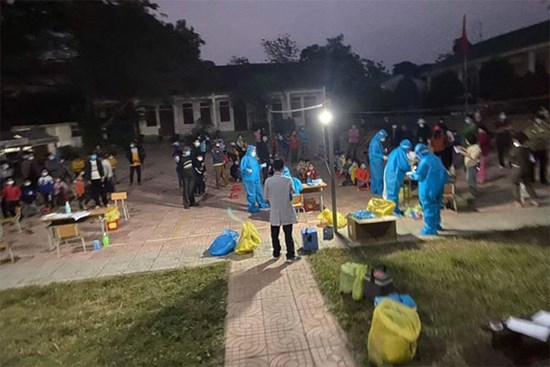 Nghệ An: Hơn 200 học sinh là F0, trường học được trưng dụng làm cơ sở điều trị bệnh nhân Covid-19