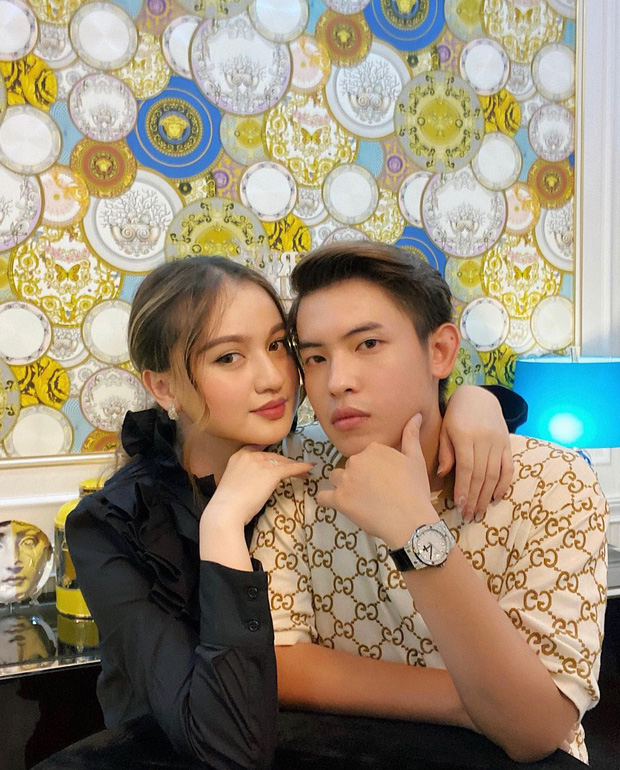 Dâu hào môn tương lai khoe quà sương sương 50 triệu mẹ chồng tặng cho nhân dịp vừa... khỏi ốm-1