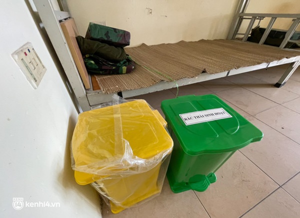 Ảnh: Hà Nội trưng dụng ký túc xá ĐH Thuỷ lợi điều trị F0 sau khi quận nguy cơ cao ghi nhận gần 2.000 ca nhiễm trong 2 tháng-10