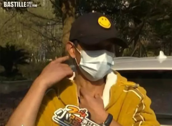 Đi đổ xăng, thanh niên bị kẻ lạ lao vào cắn mặt, xé nát quần lót-1