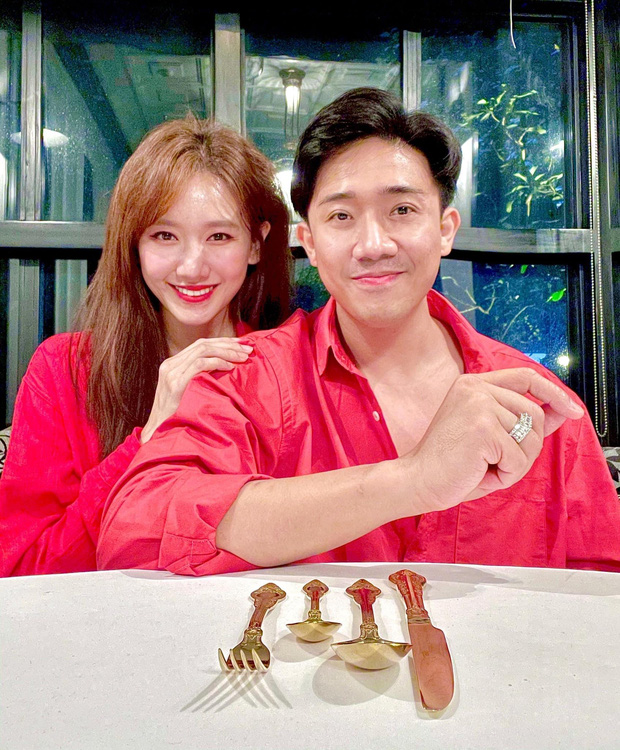 Netizen chỉ ra loạt dấu hiệu mẹ bỉm của Hari Won, vẫn áp dụng 1 công thức quen thuộc này để giấu dáng?-7