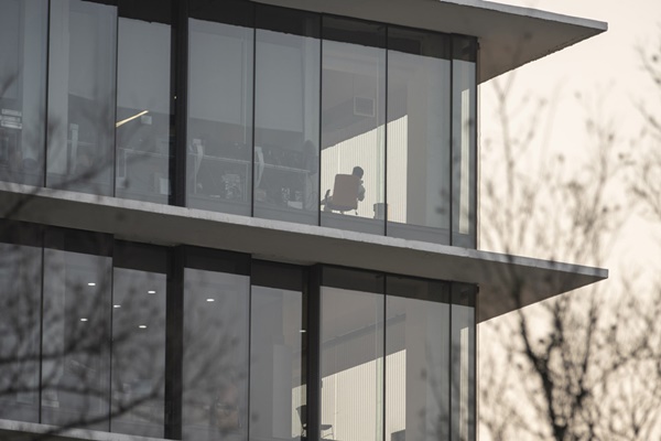 Nữ nhân viên Alibaba bị sa thải vì tố cáo sếp cưỡng bức-3