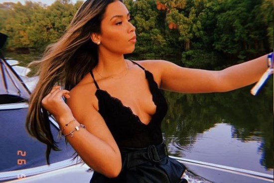 Nữ người mẫu chết bí ẩn khi đi du ngoạn trên sông, ám ảnh tấm hình tự chụp cuối cùng được gửi cho mẹ vài giờ trước khi tử nạn