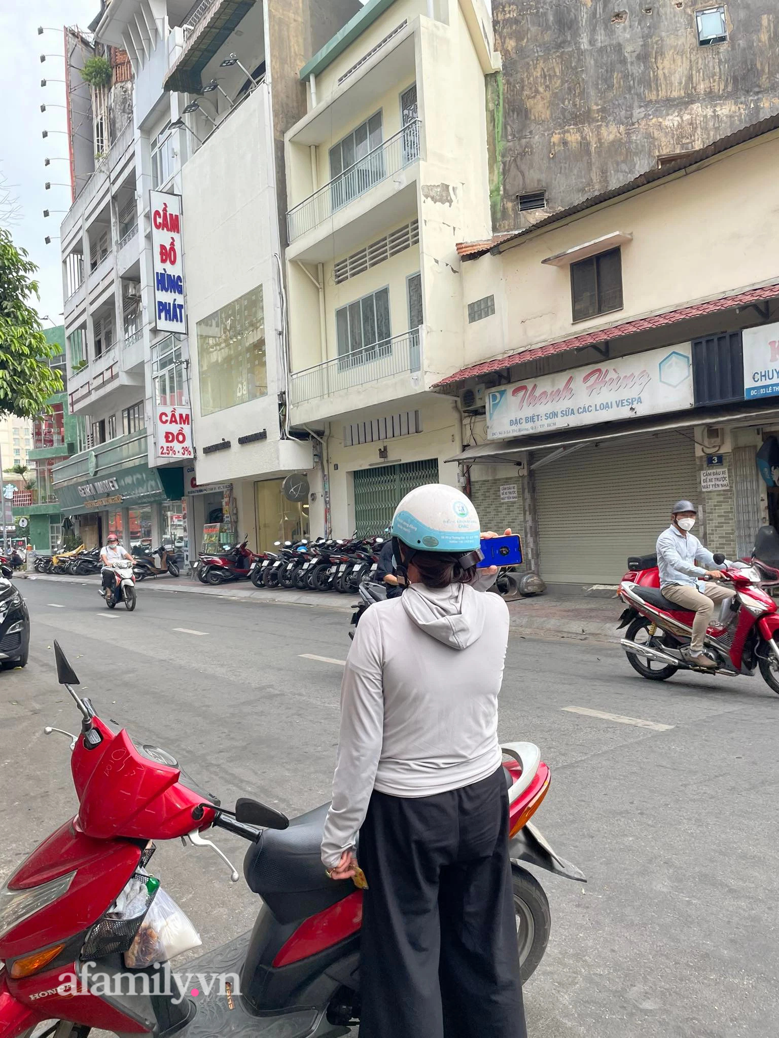 Trước tin đồn tiệm bánh mì Huynh Hoa xẻ đôi vì có trà xanh” can thiệp được chủ tiệm chính gốc chính thức lên tiếng!-3