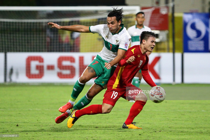 Fan Indonesia tự hào về lối chơi đỗ xe bus đẳng cấp thế giới trước đội tuyển Việt Nam-1